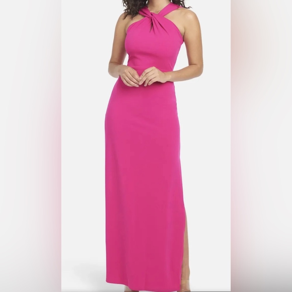 BEBE Keyhole Halter Dress *Brand New*.